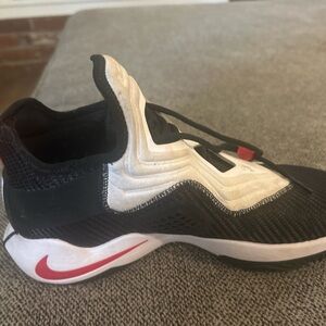 Nike LeBron Soldier 14 Basketball Shoes 
Men’s Size 8 | Black / White / Red